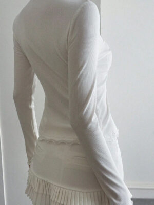 Lace Detail Long Sleeve Knit Top